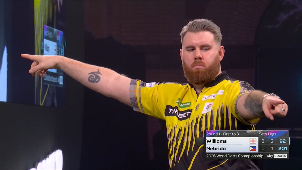 DOUBLE-DOUBLE TO WIN IT! 🙌 Statement display from Scott Williams! Williams caps off a sublime straight-sets victory over Paolo Nebrida in trademark style! 📺 #WCDarts | R1