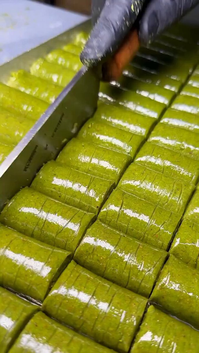 6th Best Dessert in the World for 2026: Fıstıklı sarma, Türkiye 🇹🇷 See the full list of the best desserts: Based on 97,422 valid ratings for 2,274 desserts in our database, Fıstıklı sarma achieved an average score of 4.42, ranking as the 6th Best Dessert in the World for 2026. This Turkish sweet is made with a smooth, green, paste-like filling known as fıstık ezmesi (lit. pistachio butter). It is like a pistachio version of marzipan, and its bright green color is all-natural—it comes from the early-harvested Gaziantep pistachios. The delicious pistachio paste is wrapped around a single sheet of phyllo dough, just to hold its green goodness together, which is why this type of baklava is called either fıstıklı sarma or fıstıklı dürüm, meaning pistachio wrap or pistachio roll. Credits: Safaoner