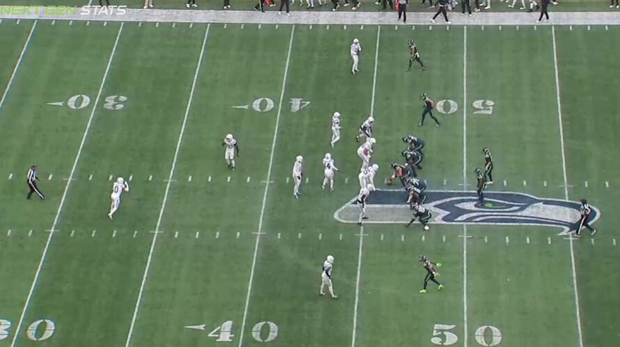 Darnold is making a lot of stuff harder than he needs to in the pocket right now. Timing is all over the place. Rightly gets off the front side v. squat corner. But the pocket movement: so herky jerky. Makes this throw late and inaccurate.