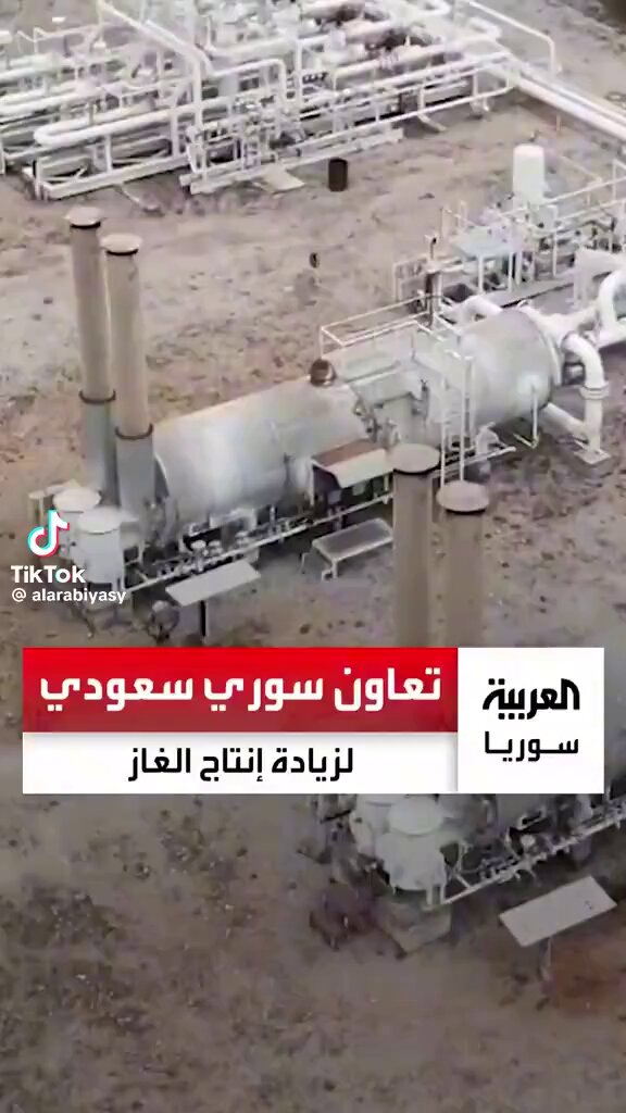مبرووووك يااهل سوريا🇸🇾 السعودية مادخلت مكان الا اثمرت هذي البلاد سبحان الله مثل السحاب مثل المطر مثل الغيث الله يعز الممكلة العربية السعودية ويحفظها 🇸🇦 #السعوديه مثل النخل يمدك بثماره وبحلاوته وبظله السعوديه وفيه بوعدها وميثاقها السعوديه تقف بكل ثقلها فيمن يحتاج مساعدتها السعوديه رسولة السلام رسولة الاستقرار رسولة الرحمه رسولة الاخوة فليسمع السامعون ونقولها : انها السعوديه العظمى ياساده سحابة السلام والاستقرار العربي ❤️