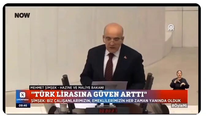 Mehmet Şimşek Ne dedi. Ağam bizimle eğleniyor. Dolar bazında 2002 den bugüne asgari ücret 4,6 kat memur maaşı 5 kat emekli maaşı 10 kat artmış. Hadi yine iyisiniz, Zenginleşmişsiniz. Bu artışı hisseden oldu mu?