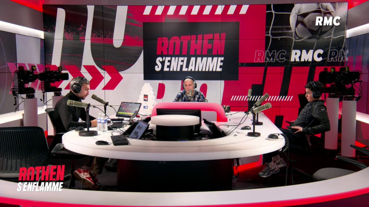🔥⚪🔵 Rothen : "Balerdi n'a pas l'étoffe d'être capitaine d'une équipe de l'OM qui doit être en haut du tableau. Il n'est pas au niveau, il n'est pas invité."