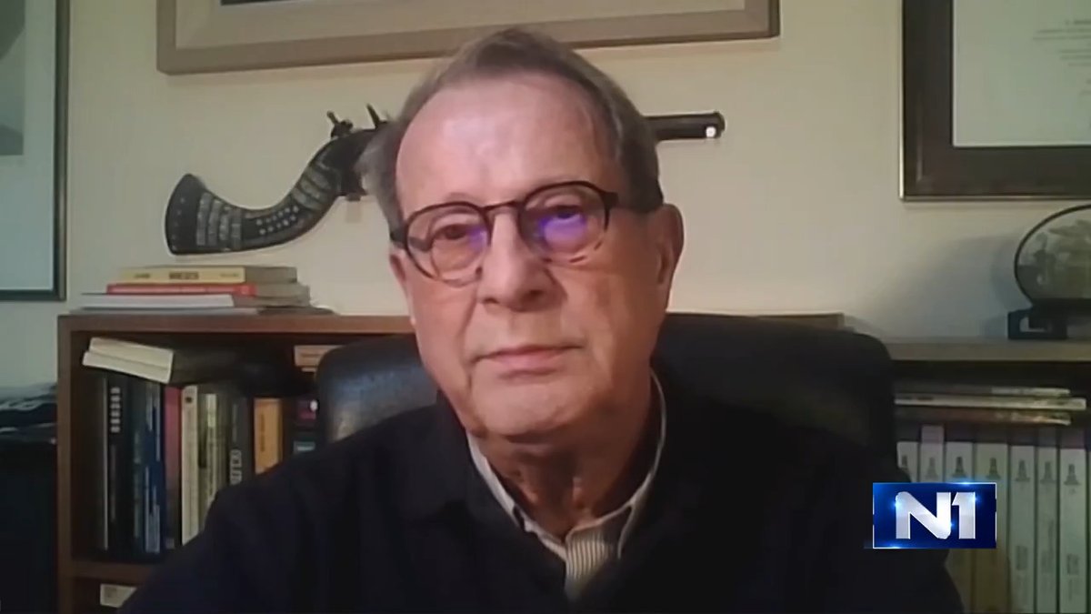 Novinar i spoljnopolitički komentator Boško Jakšić rekao je u #N1Direktno da smatra da je "Srbija nesumnjivo u još jednom problemu", nakon što se Affinity Partners, firma Džerada Kušnera, povukla iz projekta izgradnje Trampovog hotela na mestu Generalštaba. "Aleksandar Vučić misli da njegove obmane sopstvenog naroda mogu da prođu i u odnosima sa svetom. Amerikancima se pokazao kao nepouzdan partner, koji je Kušneru garantovao da neće biti poteškoća sa Generalštabom, što se ispostavilo kao netačno", kaže.