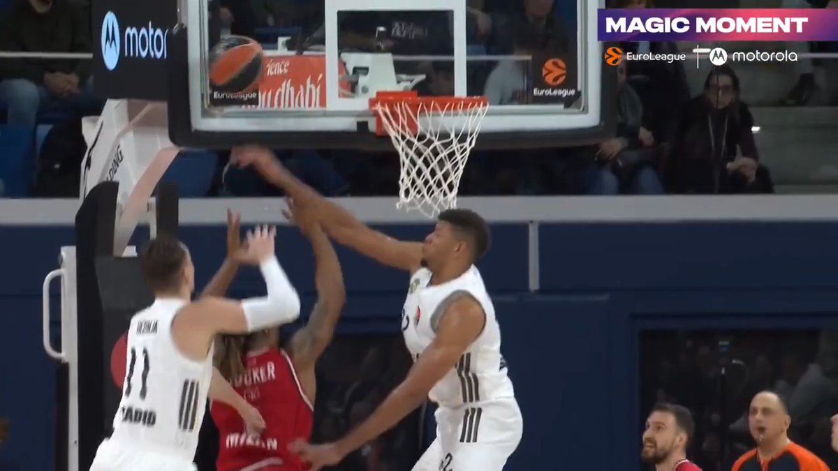 That is some classic Edy Tavares action right there 🛑 #MotorolaMagicMoment motorola I Real Madrid Basket