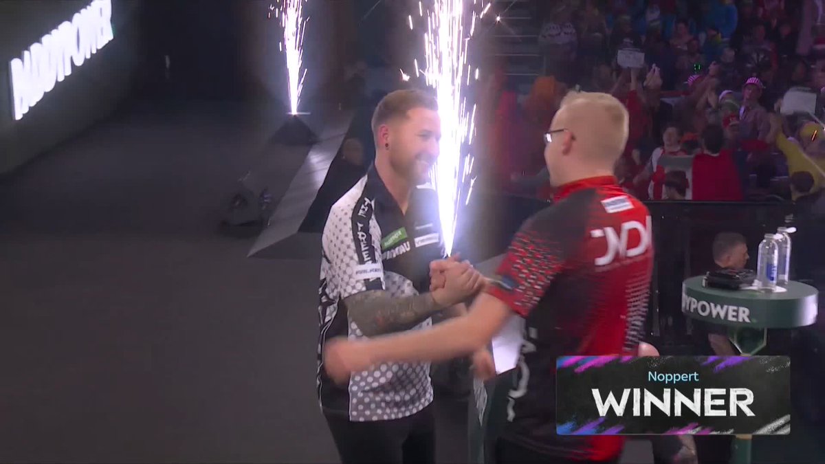 NOPPERT WINS DUTCH DERBY! Danny Noppert's fine form continues! The world number six produces a sparkling fourth-set display to defeat his compatriot Jurjen van der Velde 3-1! 📺 #WCDarts | R1