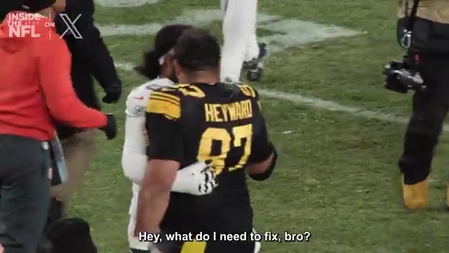 Wholesome moment between Steelers All-Pro Cam Heyward &amp; Dolphins rookie Jonah Savaiinaea: Savaiinaea: Hey, what do I need to fix, bro? Heyward: Just keep your confidence! Keep mixing it up. Don't become predictable. You got all the talent in the world ❤️