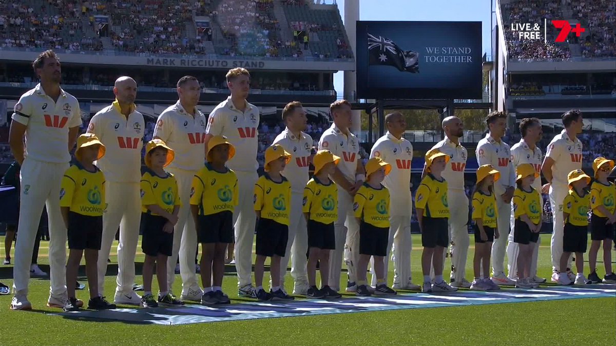 A moment's silence at Adelaide Oval to pay respect to the victims of the Bondi tragedy, and offer condolences to their family, friends, and the Jewish community, followed by John Williamson and True Blue 🙏
