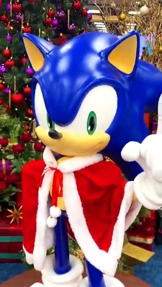 セガ大崎本社の受付前がホリデー仕様になりました🎄