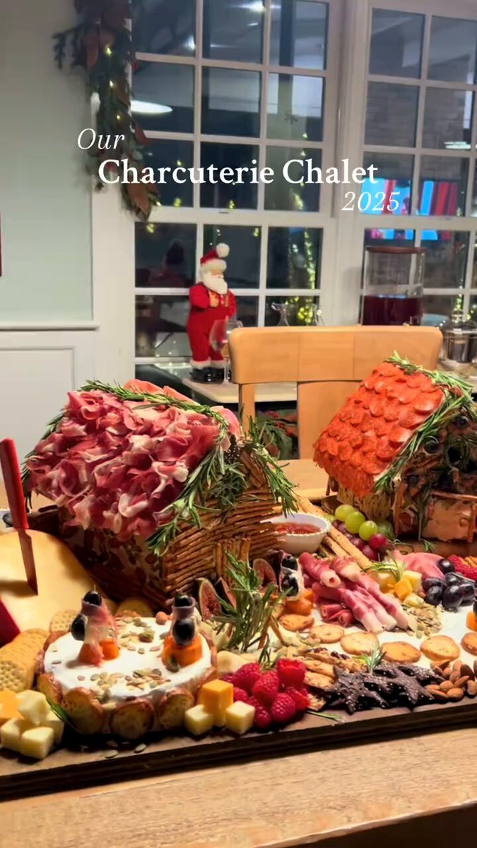I normally wouldn’t want to touch it cause it was so much work but I have a weakness for prosciutto . Im tearing into that prosciutto roof like a category 5 hurricane. 🤣