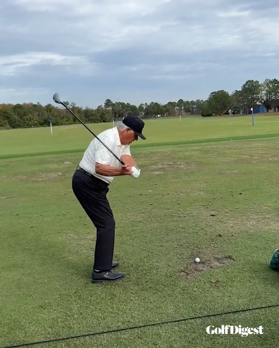 Enjoy Lee Trevino hitting a flop shot with a hybrid. 😂