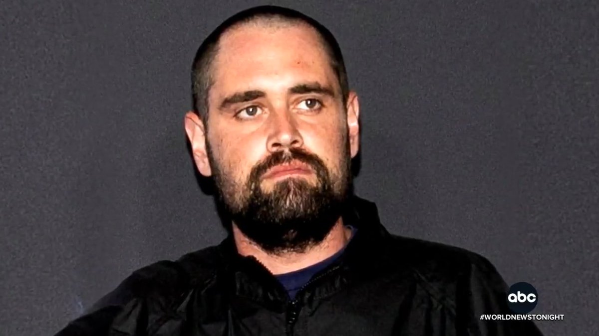 New images show the moment Nick Reiner – the son of director Rob Reiner – was taken into custody on Sunday. It comes as officials announce Nick will be charged with the murders of his parents, who were found stabbed to death. Trevor Ault reports.