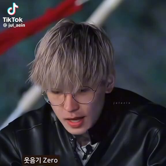 barefaced, no make up wonwoo will always be my fave 😩🤍