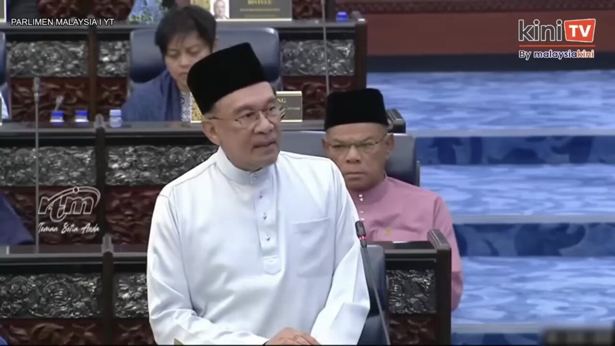 Malaysians are lucky to have a PMX that knew the modus operandi of drug cartels since 20 years ago. After a drug bust in Australia, he "cannot tolerate it" anymore , so they captured the syndicate. A politician(who killed people) was involved. Total money seized : RM 15.5B