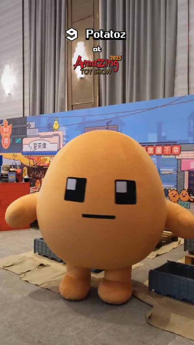 Amazing Toy Show Recap ✨ So many hugs, so much digging, and so much Potatoz love. Thanks for coming by and showing your love for Potatoz! In case you missed the show, all Potatoz merch is available on our eshop!