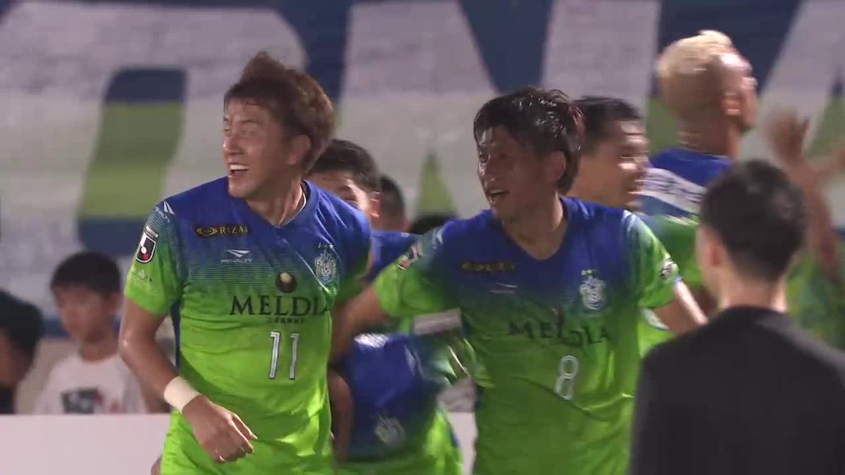 坂選手お疲れ様でした。鹿島戦の劇的ゴール最高だったよね。ツボから坂と繋がった湘南での四中工魂は舘くんがしっかり引き継いでるよ。落ち着いたらスタジアム遊びに来てね！ #坂圭祐