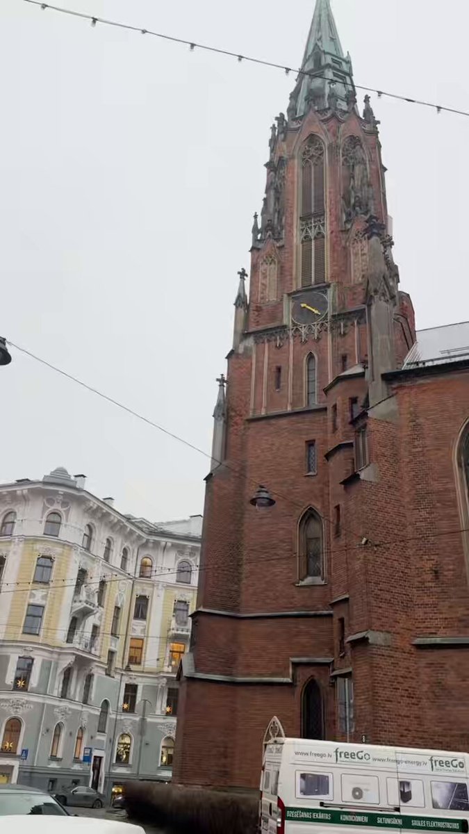 Šis man šķiet pretīgi un nožēlojami.