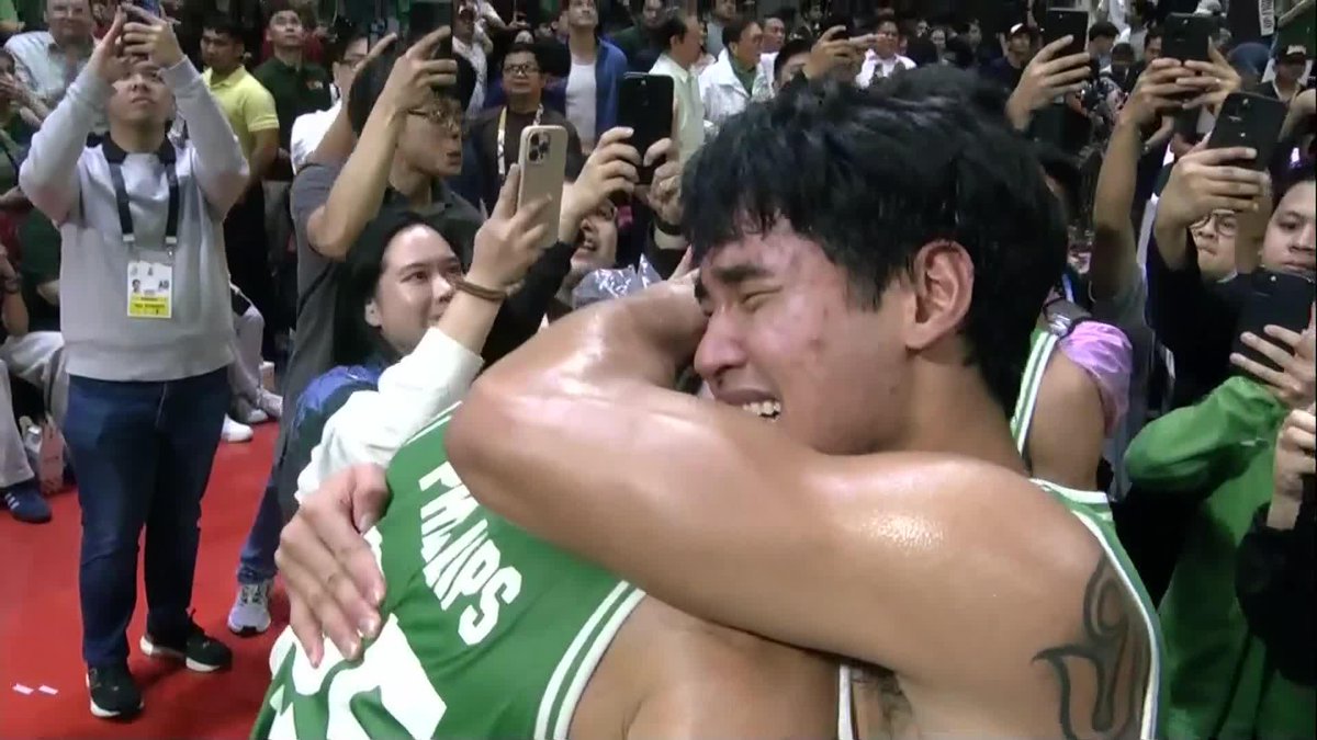 THE CROWN RETURNS TO TAFT 🏹👑 The DLSU Green Archers reclaim the throne to capture the #UAAPSeason88 men’s basketball crown, taking down the UP Fighting Maroons in a winner-take-all Finals Game 3! #LegendsStartHere #StrengthInMotionHopeInAction