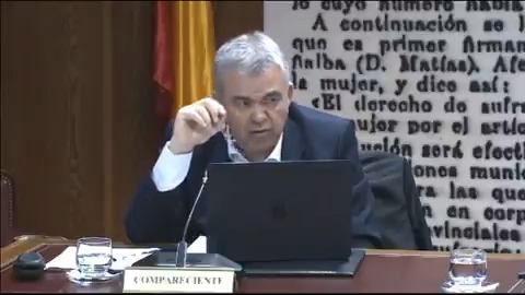 #EnDirecto | Santos Cerdán responde al senador del PSOE que le ha hecho un "reproche ético": "Hágase usted una pregunta, si usted está en condiciones de hacerme a mí un reproche como el que me ha hecho"