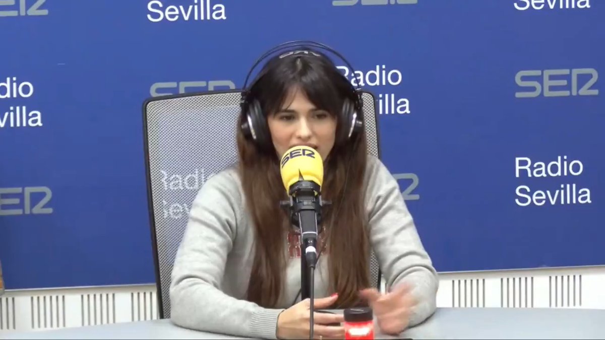 🟢⚪️ ¿Qué ha significado el Real Betis Balompié 🌴💚 en la vida de Isco? 😍 Responde Sara Sálamo: “Hay personas que trabajan bien bajo presión y otras que funcionan mejor bajo el amor. Isco en el Betis ha encontrado un equipo que le quiere, que le cuida y donde se ha sentido muy valorado”