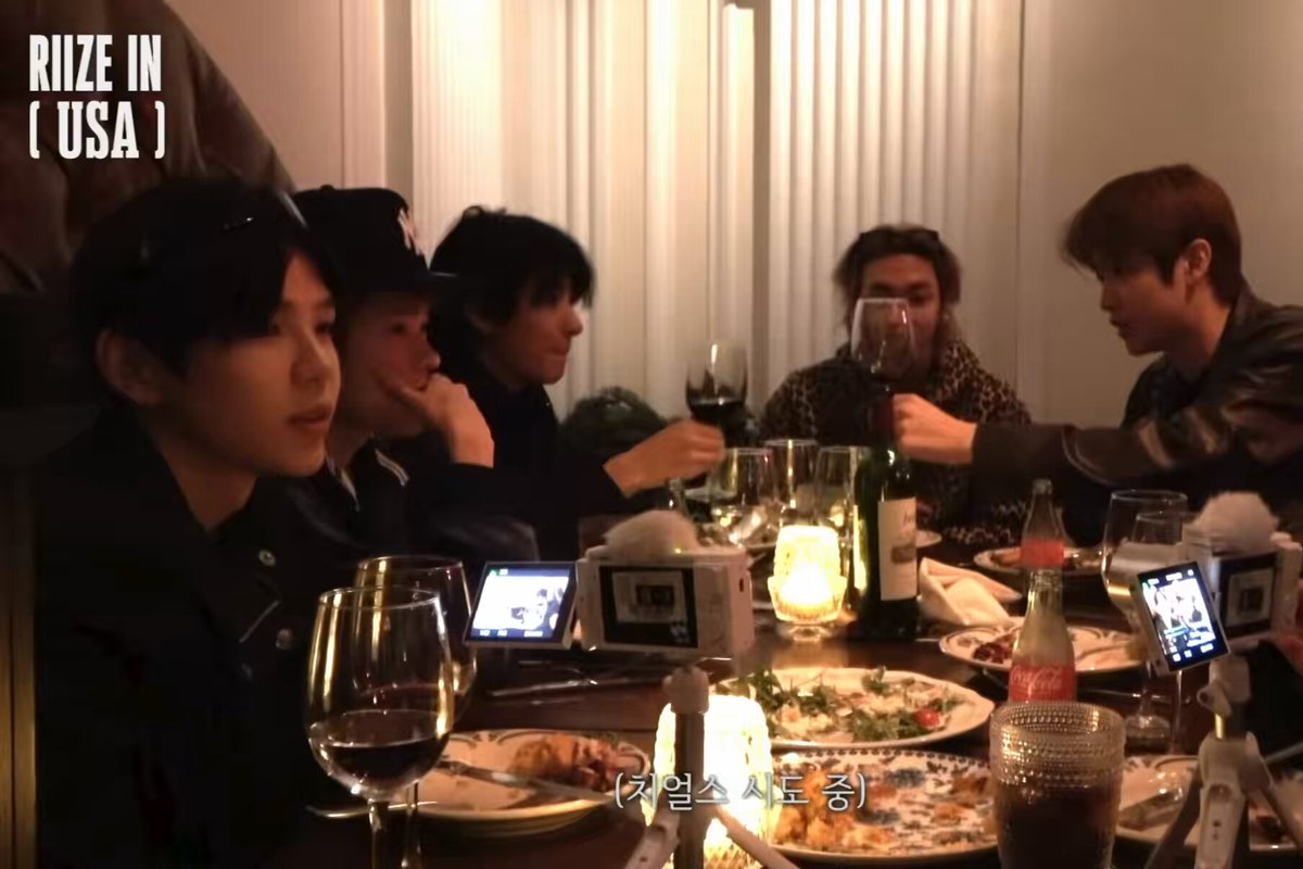 성찬영 치얼스 자꾸 실패하니까 성찬이 막 갸우뚱 졸귀