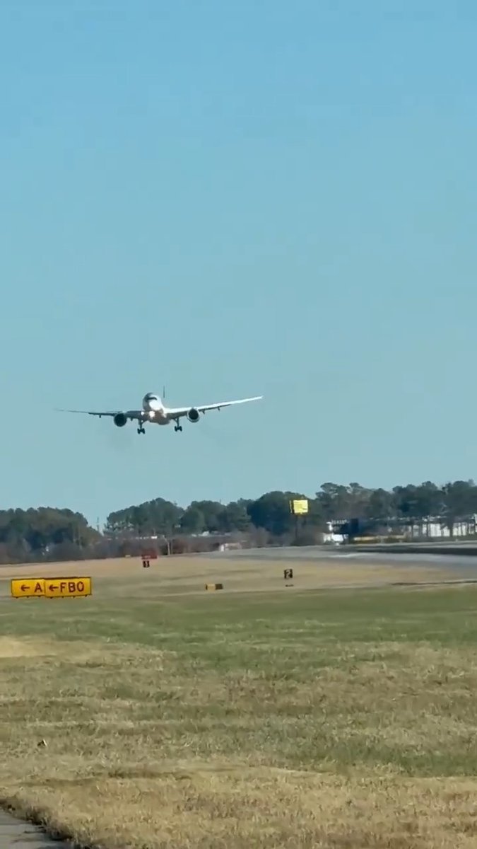 Qatar Airways Airbus A350 comes in for landing at Hartsfield-Jackson Atlanta International Airport and comes about as close as possible to having a tail strike without actually doing so before deciding it was a better idea to go around and try again 👀 Fly accordingly... #CityLife #atlanta #flying #QatarAirways #Qatar #airbus #nope #close #FAFO