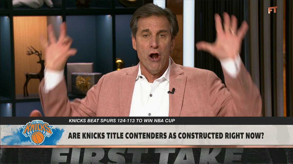 "The idea that anybody thinks this is important. ... This is inauthentic!" Chris Mad Dog Russo GOES OFF on Knicks fans for celebrating their NBA Cup Championship 😅