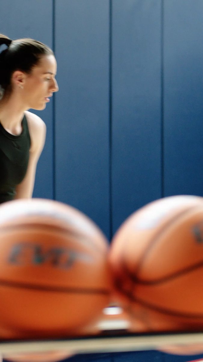 Make a statement with your gift this holiday season, with the Wilson x Caitlin Clark Signature Series. Shop the full collection today, now available below. #WilsonBasketball #BondedByBall #CaitlinClarkSignatureSeries - - 🏀: - - Caitlin Clark WNBA