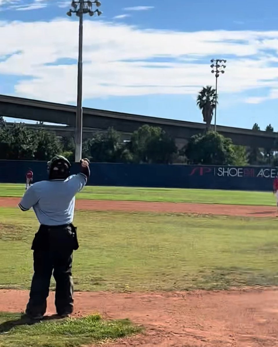 His girlfriend caught the moment he hit a home run — and her reaction is EVERYTHING ❤️🙌