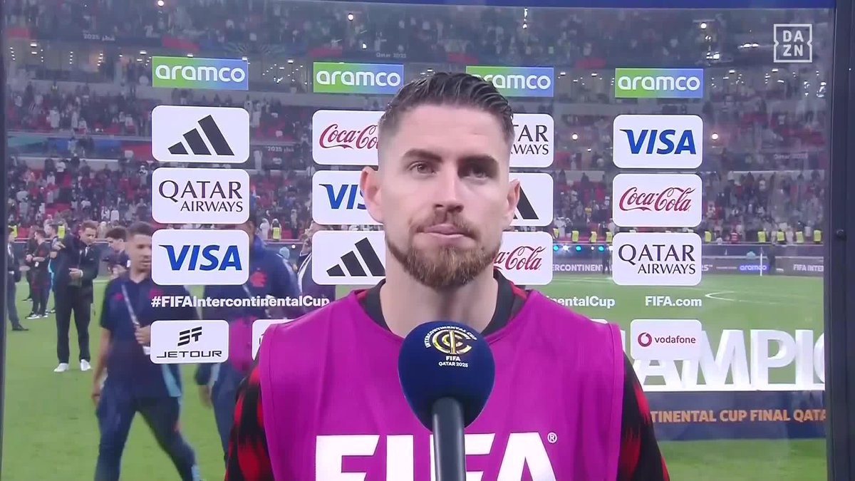 "Es una pena acabar así, pero tenemos que salir orgullosos y satisfechos" 🗣️ Jorginho tras la derrota en la final de la Copa Intercontinental 🇧🇷 #FIFAIntercontinentalCup 🏆