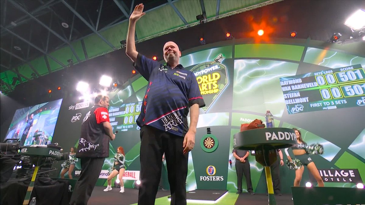 GOOSEBUMPS! Five-time world champion Raymond van Barneveld is back at Ally Pally 🐯
