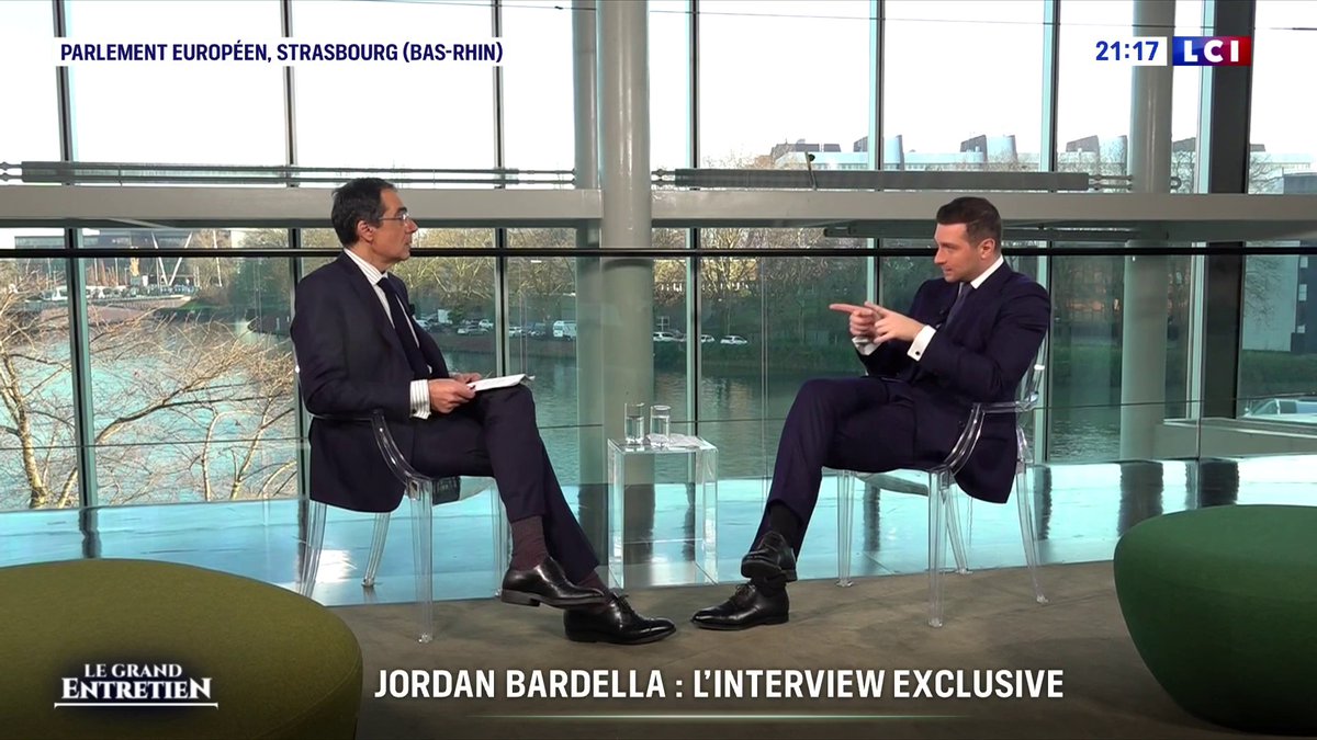 Louis Sarkozy souhaite dépénaliser toutes les drogues : "Il peut prendre sa carte à la France Insoumise", réagit Jordan Bardella ▶️ Jordan Bardella invité de Darius Rochebin