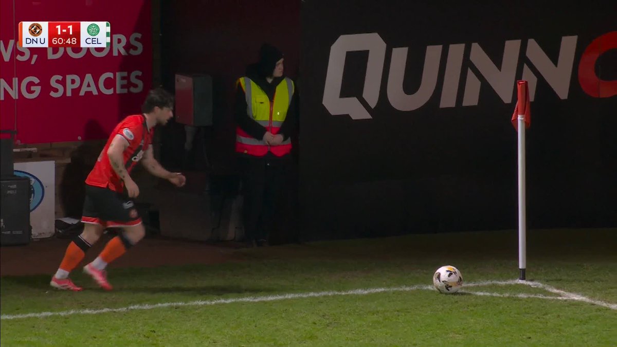 🫡 “That’s absolutely brilliant, it really is!” Zac Sapsford adds more misery to Celtic fans by giving Dundee United the lead!