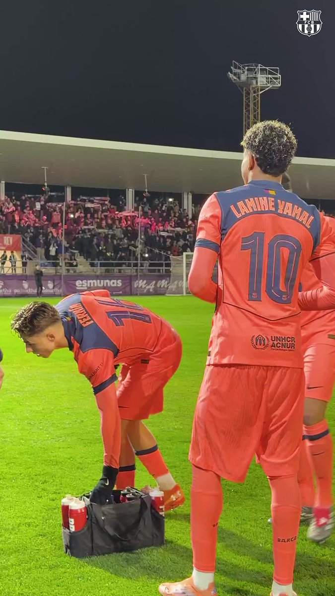 Last moments before kick-off!