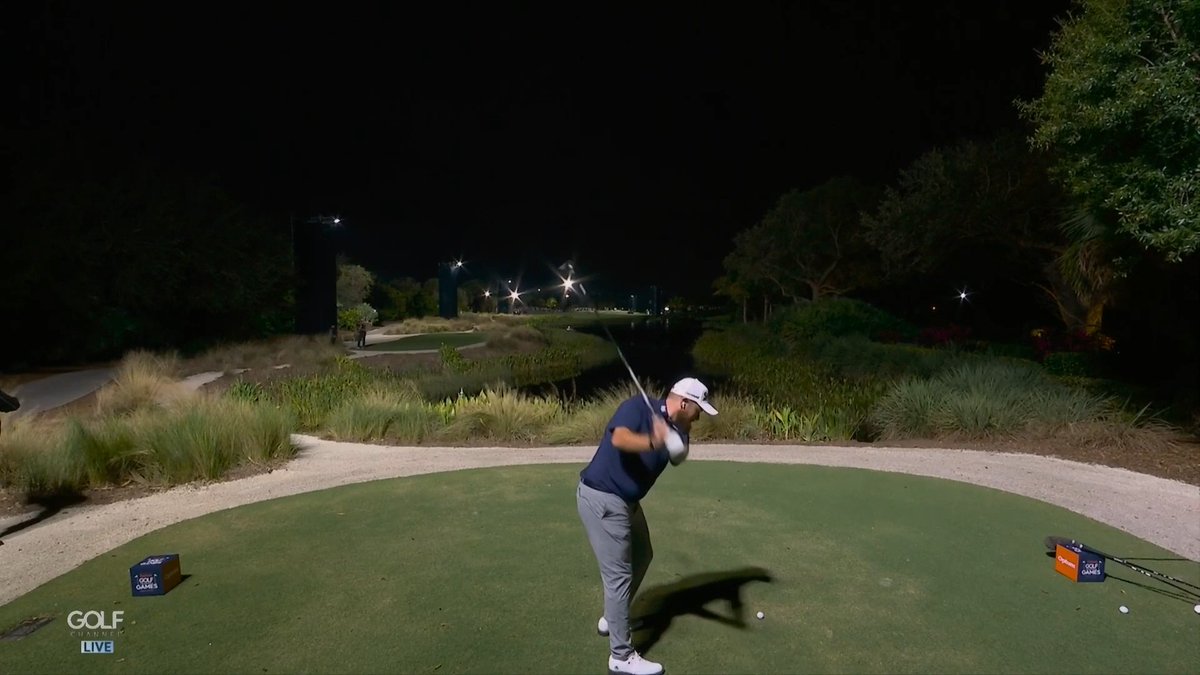 Team Rory plays the 9th hole relay in 27 seconds thanks to an incredible shot from the drop zone by Haotong Li. 🔥😳 📺 Golf Channel | USA Network