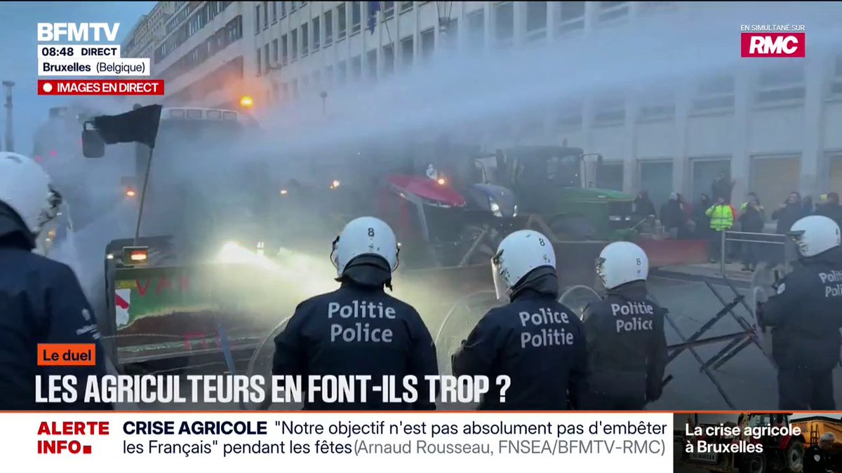 🔴🇪🇺🚜 ALERTE VIDÉO | Les canons à eau sont déployés face aux agriculteurs à Bruxelles venus manifester.