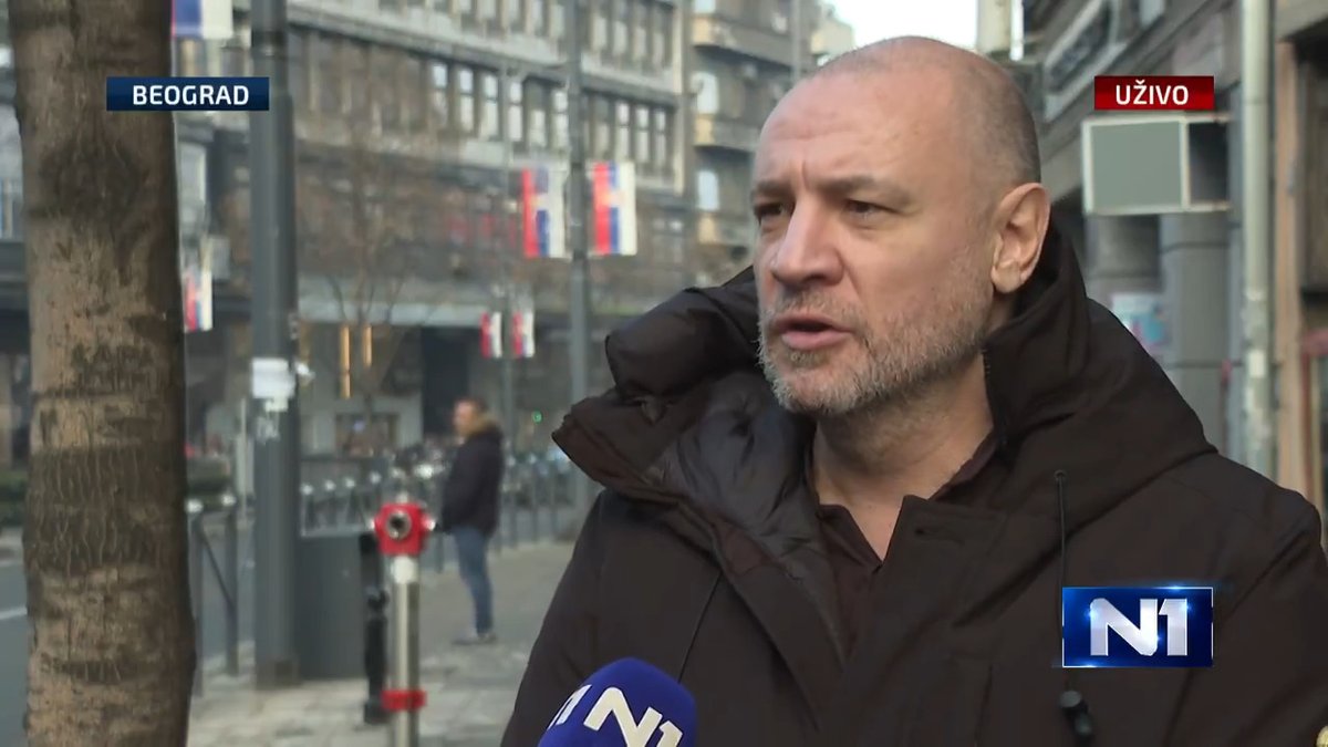Novinaru nedeljnika Radars_rs Vuku Cvijiću upućen je poziv sa nepoznatog broja iz inostranstva i upućeno mu je preteće upozorenje povodom teksta koji je danas objavljen u tom nedeljniku. Cvijić za N1 kaže da pretnja koja mu je upućena dolazi iz kriminalnih krugova koji imaju podršku ove vlasti.