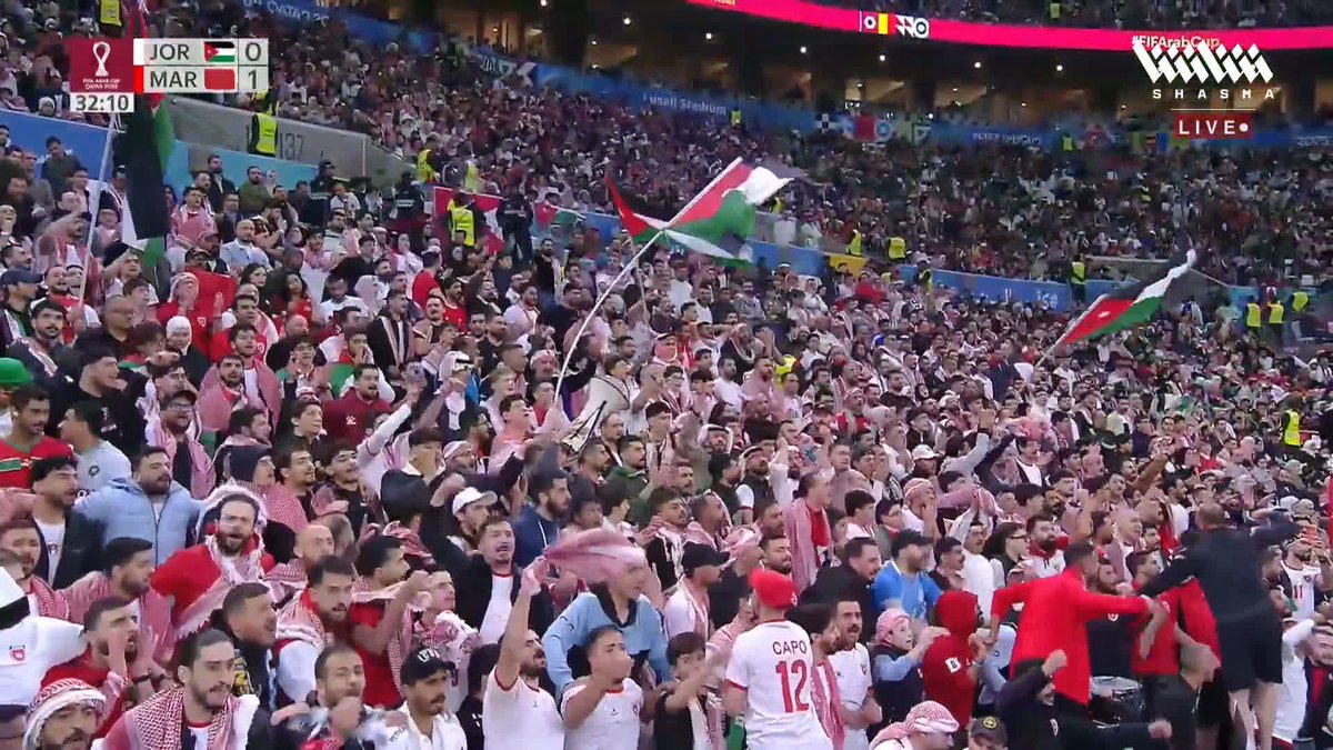 الجمهور الأردني لا يتوقف على التشجيع 🇯🇴💫