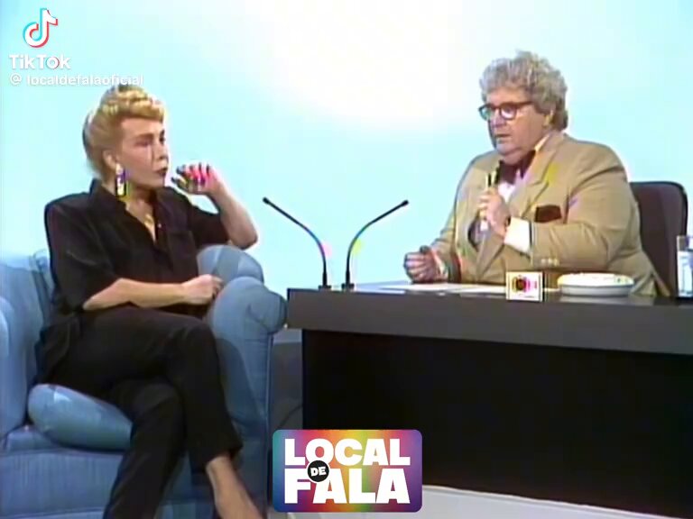 Que lição!! Que saudade desta época!!! Que saudade de Rogéria! Elegante, fina, sincera e educada! “Você acha que mulher é apenas um órgão genital?!