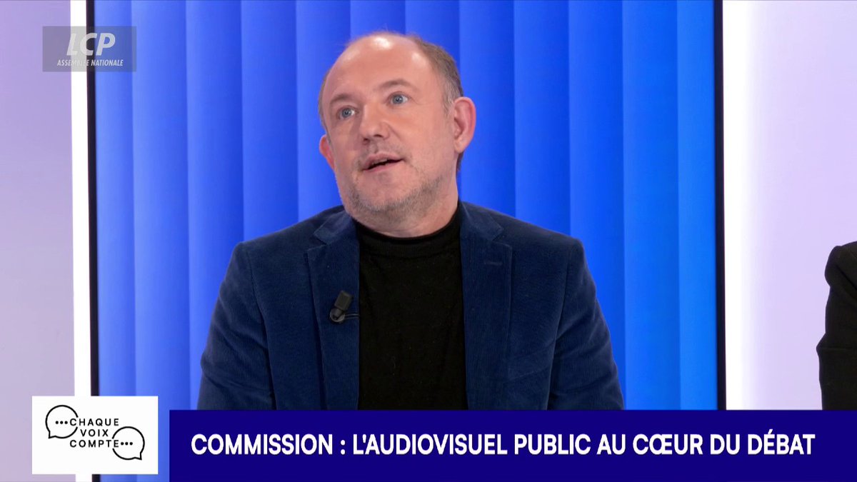 "Ce qui est scandaleux, ces derniers mois, ce n'est pas une conversation dans un café avecThomas Legrand et Patrick Cohen (...) C'est que la ministre de la Culture menace Patrick Cohen avec un article 40. C'est du Trump !", juge Alexis Lévrier, historien des médias. #ChaqueVoix