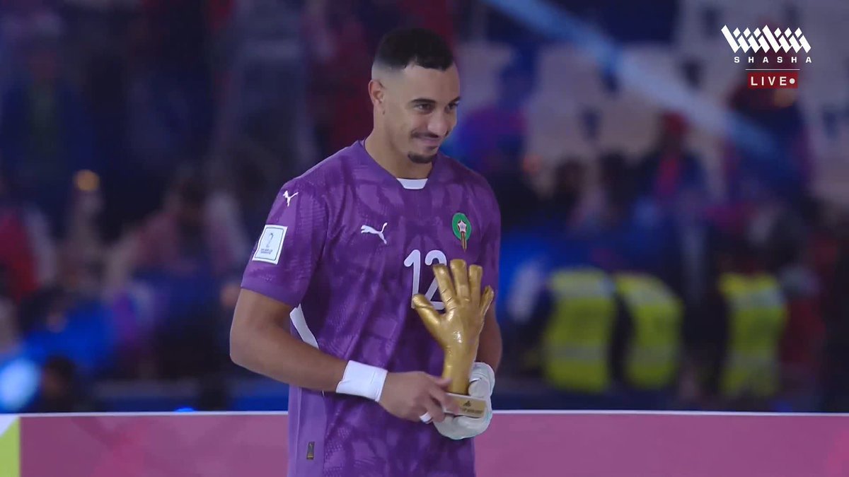 حامى عرين أسود الأطلس 🦁 مهدي بنعبيد يفوز بجائزة أفضل حارس في كأس العرب ♥️