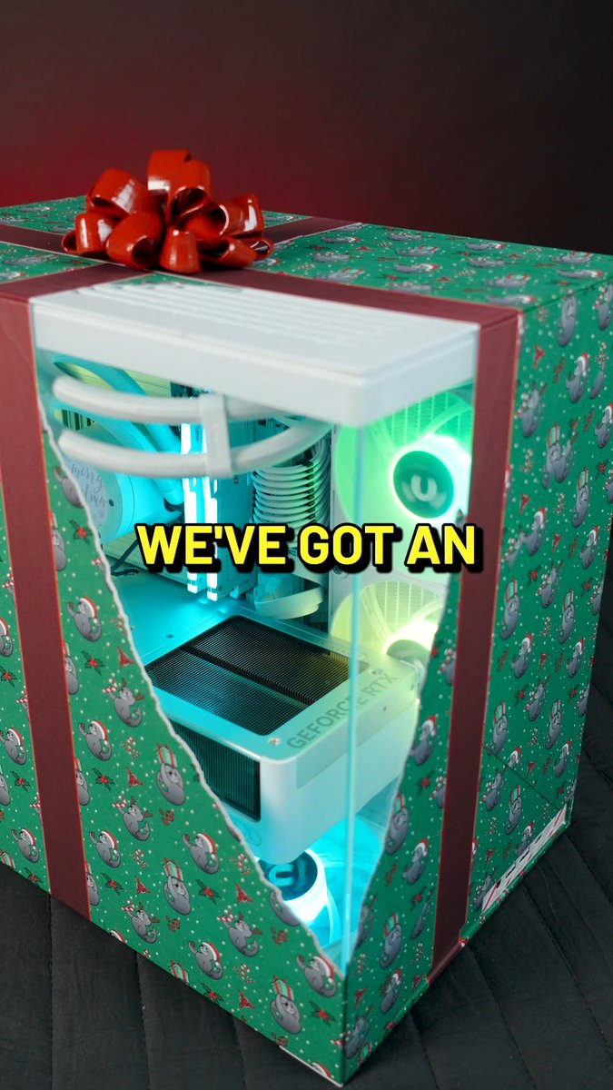 FREE PC GIVEAWAY JUST IN TIME FOR CHRISTMAS! 🎅🎄
