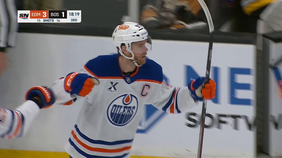 Connor McDavid's your new co-leader in points with Nathan MacKinnon! ๐จ 58 points in just 35 games!