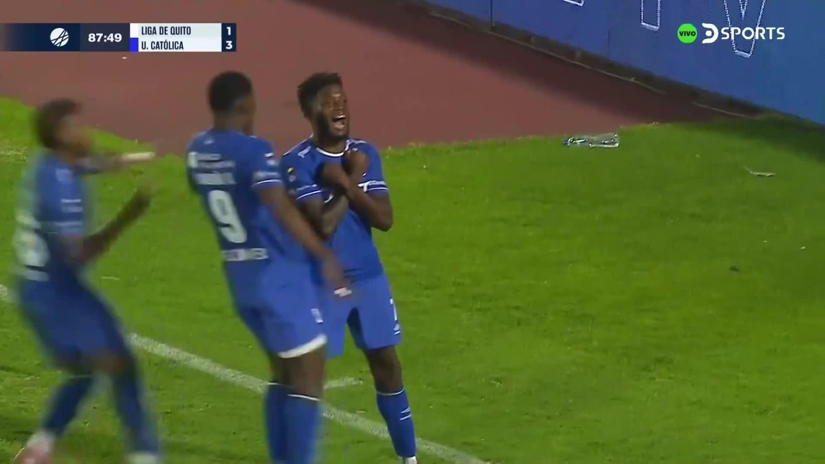 "Liga de Quito" Porque Universidad Católica (la falsa) le rompió bien el orto por 3-2 y se consagró campeón de la Copa Ecuador. Pechearon en el torneo, los cogieron sin pudor pecheando en la Libertadores y ahora también en la final, alta putita la Liga.