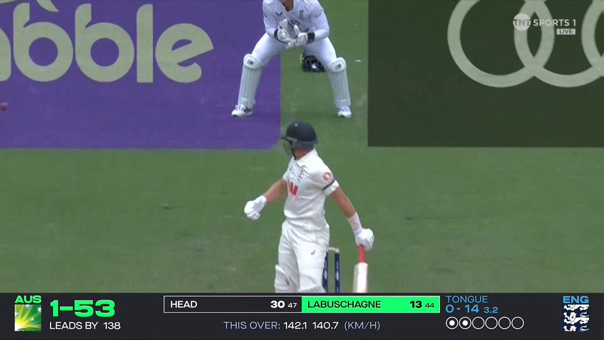 Harry Brook removes Marnus Labuschagne as England continue to chip away!