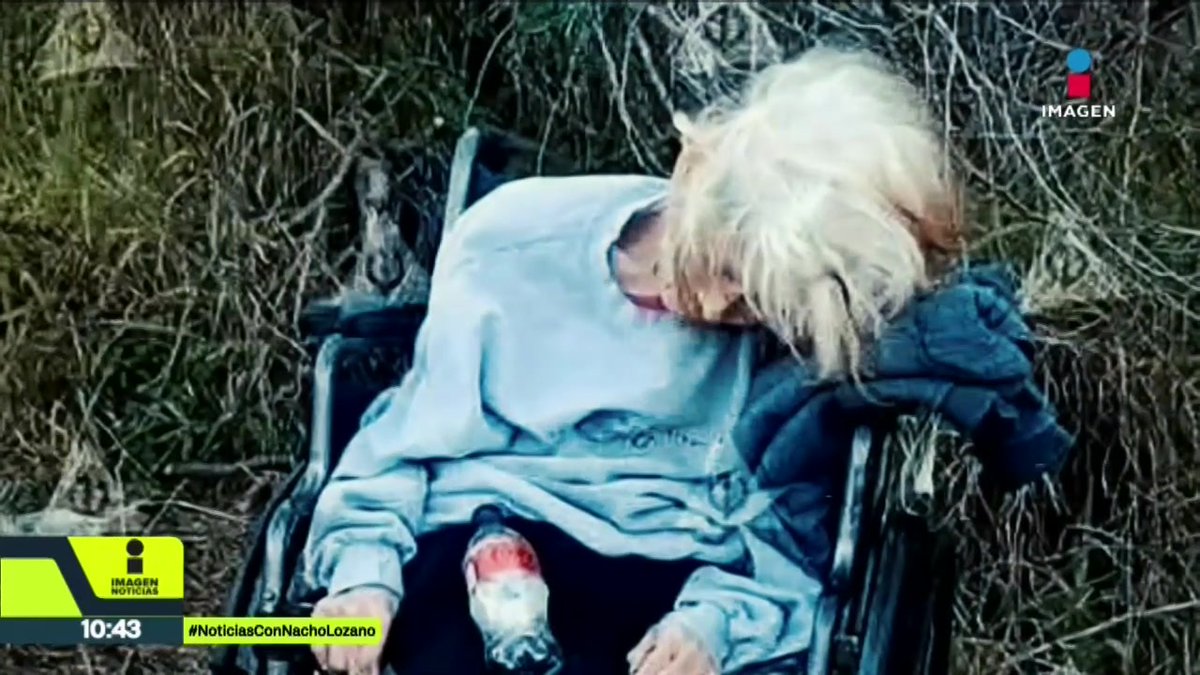 La abuelita abandonada en silla de ruedas en Playa Bagdad, en #Matamoros, habría sido sedada por días. La dejaron expuesta a bajas temperaturas y se logró conocer su identidad porque dejaron sus pertenencias en una bolsa. Platicamos con el #DIF local y nos contó sobre ella: