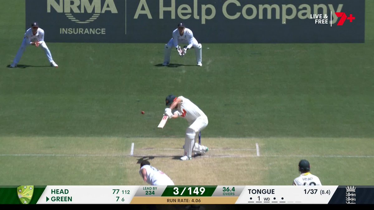 Edged and gone! Green falls cheaply after an edge off Tongue #Ashes