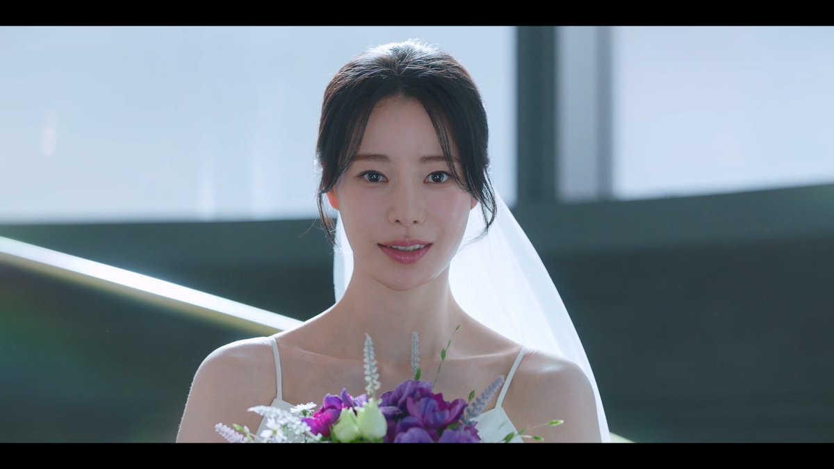 임지연 웨딩드레스 자태 보니... (마음이) 두근두근하다 두근두근한 (눈에 하트가) 뿅뿅하다 뿅뿅한 #얄미운사랑 #NiceToNotMeetYou #임지연 #웨딩드레스