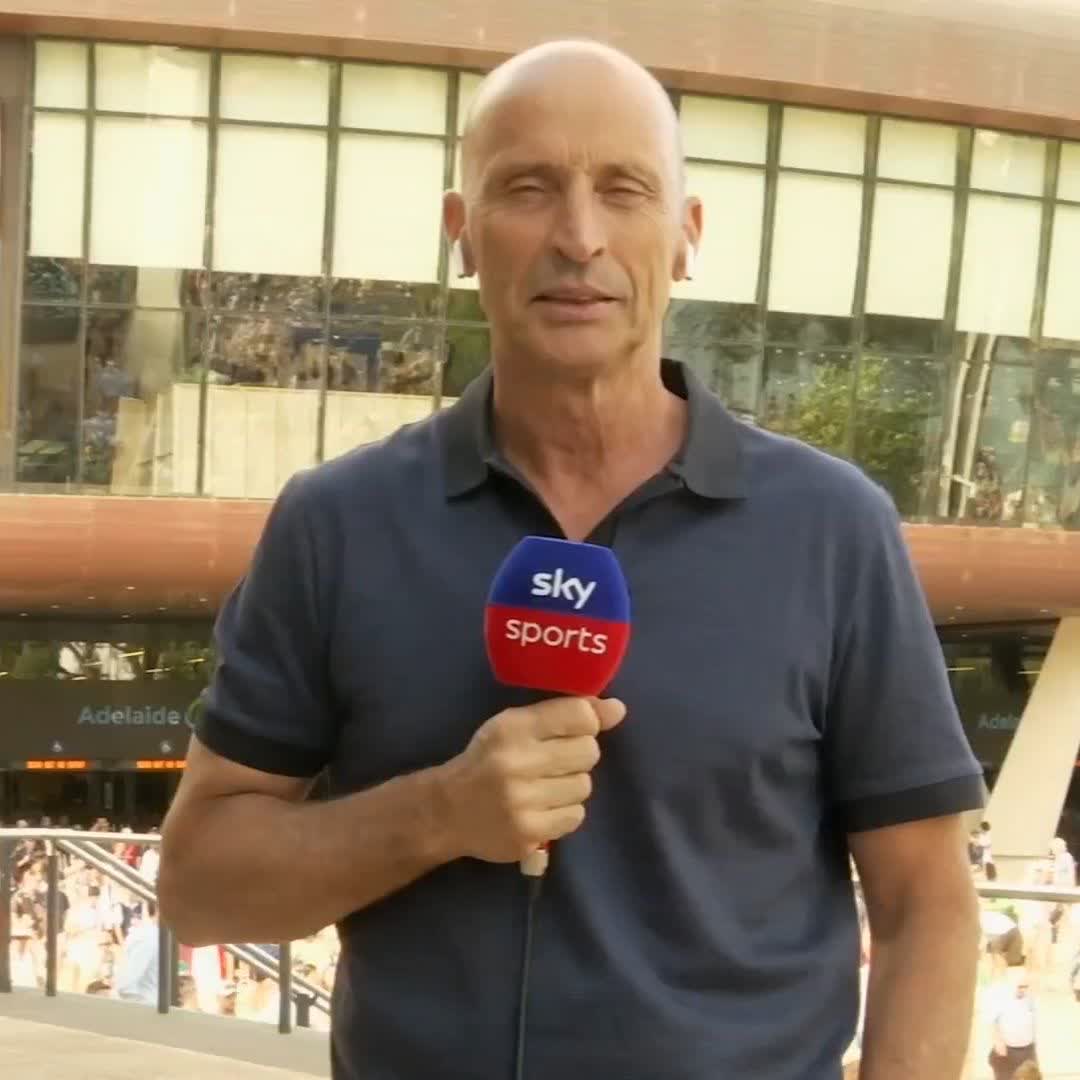 "He's very switched-on, likeable... the sort of cricketer you would love to have in your team." 👏 Nasser Hussain on what makes Travis Head so effective at the crease, after scoring his 11th Test century in Adelaide.