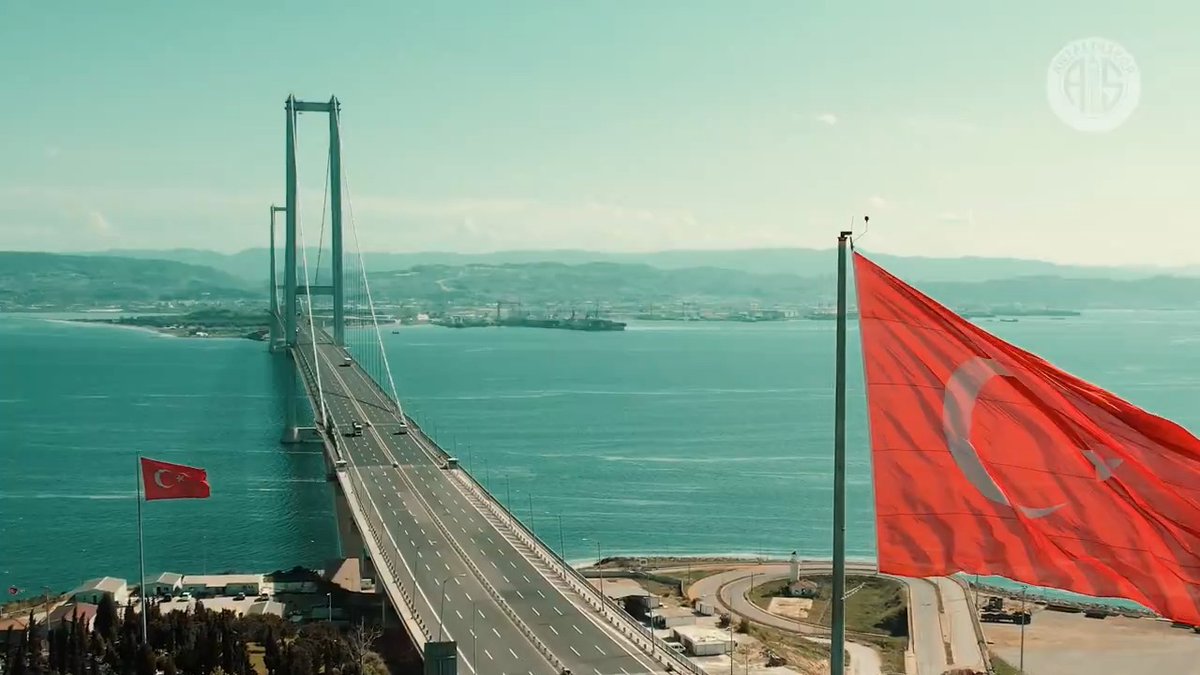 📍 K O C A E L İ 🫶 Yıllar sonra burada, iki dost bir arada... #HesapcomAntalyaspor #SevdamızAntalyaspor