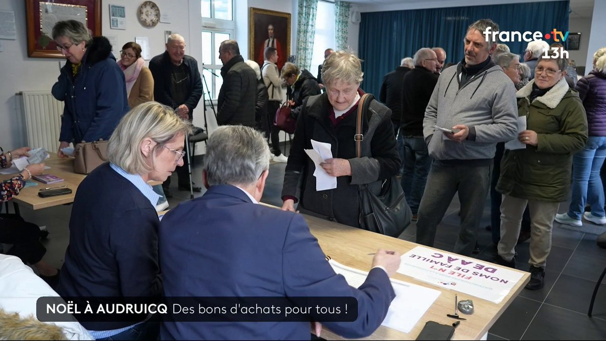 Un joli cadeau de Noël pour les habitants d'Audruicq (Pas-de-Calais). Depuis le 17 décembre, la municipalité offre à chaque foyer un bon d'achat de 15 euros, à dépenser dans l'un des 50 commerces de la ville #JT13H